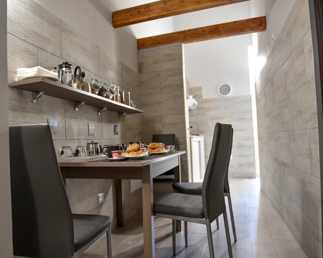 Famigi Bed and Breakfast Napoli Eksteriør billede