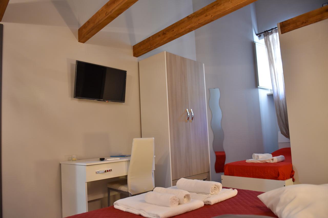 Famigi Bed and Breakfast Napoli Eksteriør billede