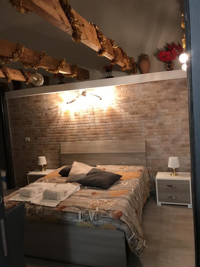 Famigi Bed and Breakfast Napoli Eksteriør billede