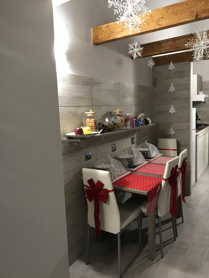 Famigi Bed and Breakfast Napoli Eksteriør billede
